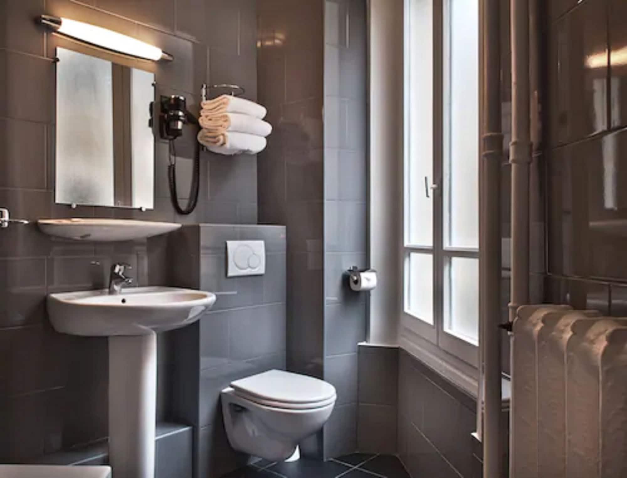 Paris France Hotel Bagian luar foto