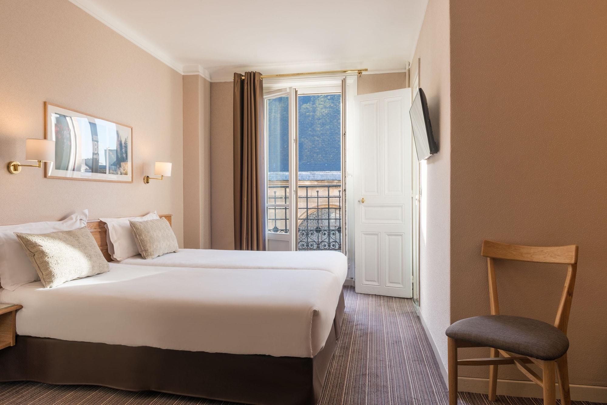 Paris France Hotel Bagian luar foto